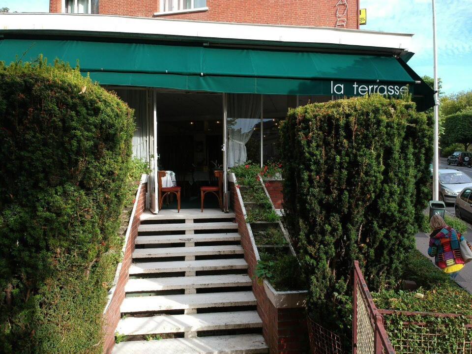 Logis Terrasse Hotel Lisieux Zewnętrze zdjęcie